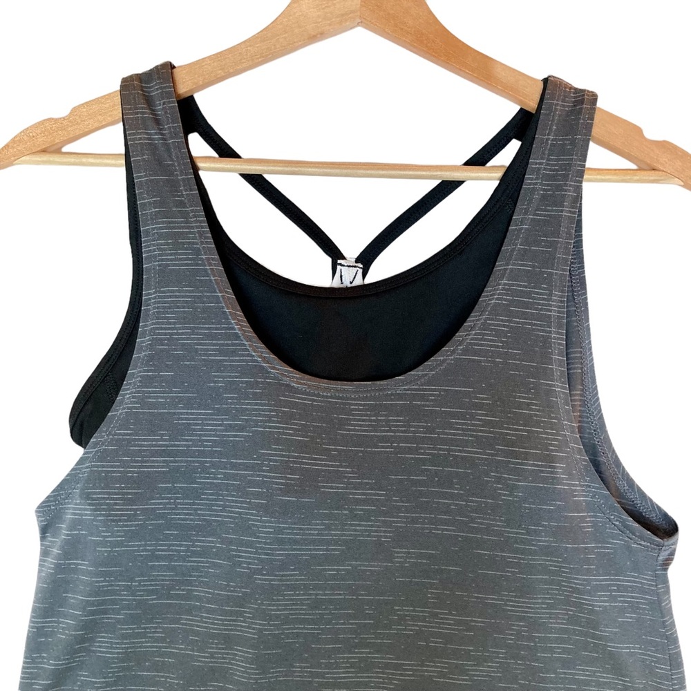 C9 Champion workout tank athletic tank top with attached black sports bra - Sz S - Picture 2 of 9